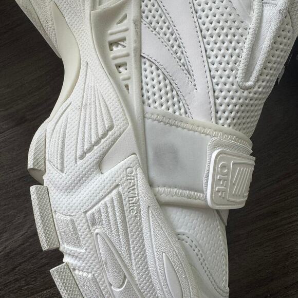 Off-White Glove Round Toe Sneakers Size 40/10 Chunky Authentic Designer - Picture 6 of 10